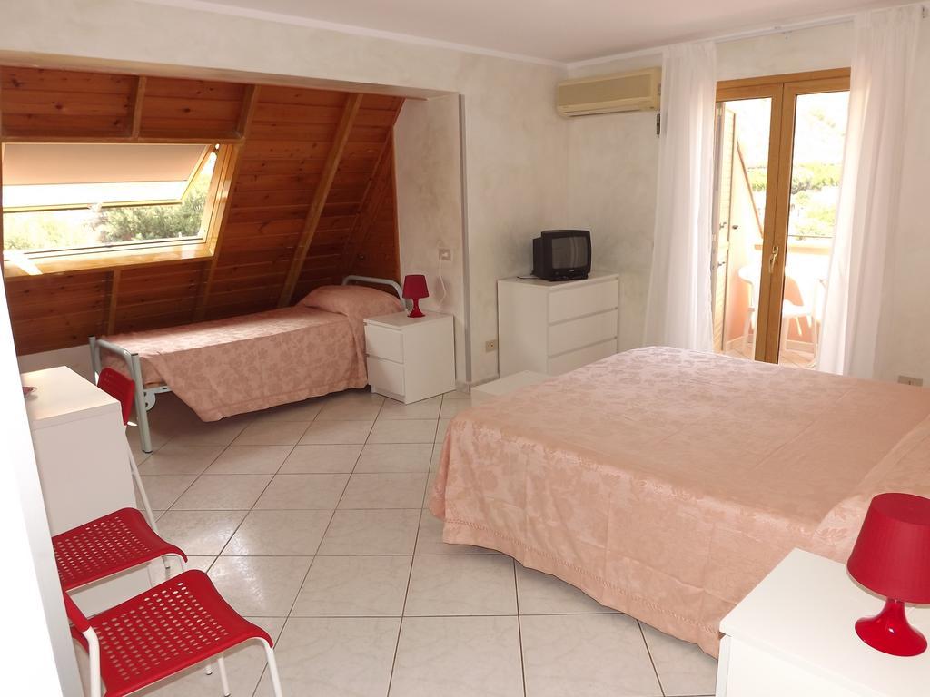 Villa Jovanna Letojanni Luaran gambar