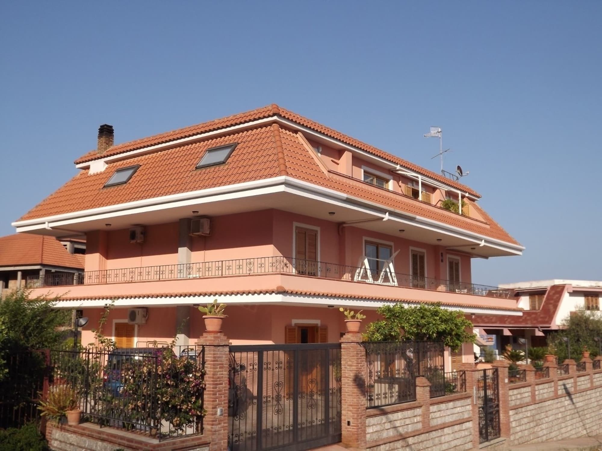 Villa Jovanna Letojanni Luaran gambar
